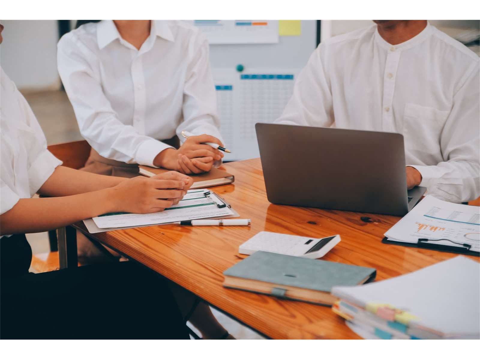 Decreto Lavoro, il governo accelera: risorse per rider e nuove misure contro il lavoro povero