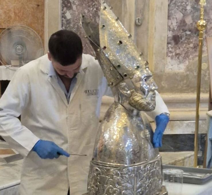 Catanzaro valorizza il suo patrimonio: al via il restauro del busto reliquiario di San Vitaliano
