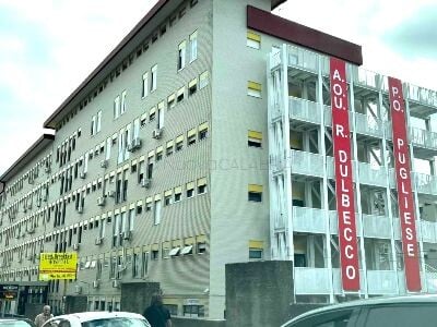 Catanzaro si mobilita per il “Pugliese”: 5.000 firme per difendere l’ospedale storico e il cuore della città